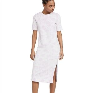 525 Tie Dye Short Sleeve Sweatshirt Dress in Electric‎ Lilac Size Extra Small
